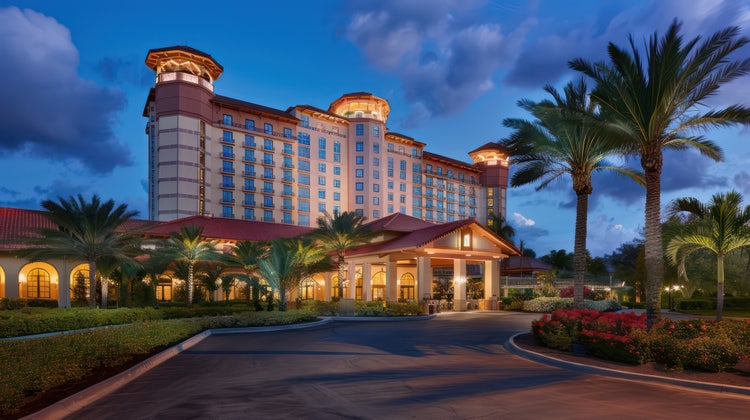 Albergo Pacifica hotel exterior at dusk
